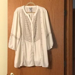 Cream top with embroidery